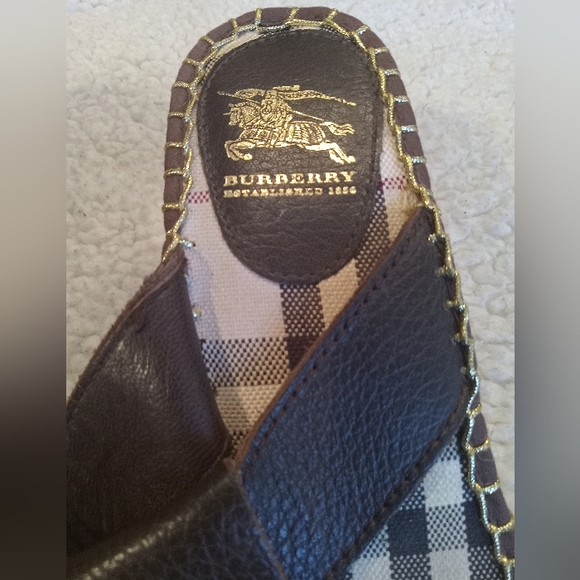 EUC | Burberry Leather Espadrille Thong Wedge Sandals | Size: EU 37 & US 6.5 - Picture 7 of 15